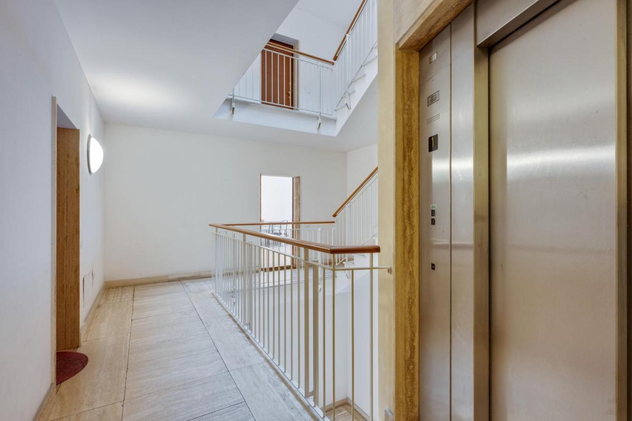 Il Broletto Apartment - Affitti Brevi Italia 레코 외부 사진